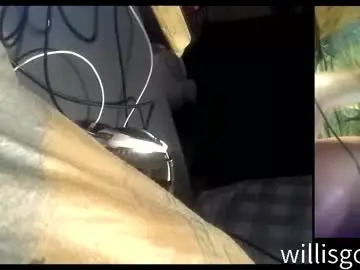 Chaturbate Live Sex Cam of willisgod666