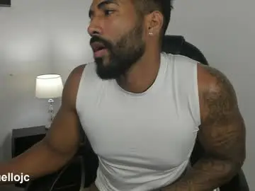 Chaturbate Sex Chat of xtipp3r