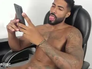 Chaturbate Adult Video Chat of xtipp3r