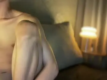 Chaturbate Live Porn of yummyjustine07