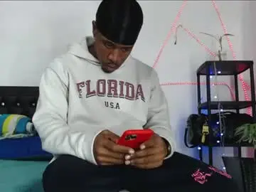 Chaturbate Best live sex cam show of damian_hart_24cm