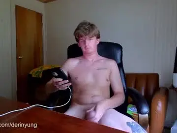 Chaturbate Free Porn Cam of deeyungguy