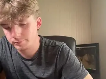 Chaturbate Free Porn Cam of deeyungguy