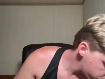Chaturbate Free Porn Cam of deeyungguy