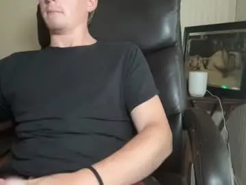 Chaturbate Live Sex Cam of deeyungguy