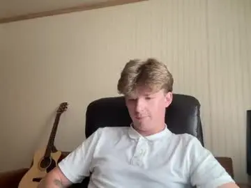 Chaturbate Free Porn Cam of deeyungguy