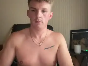 Chaturbate Best live sex cam show of deeyungguy
