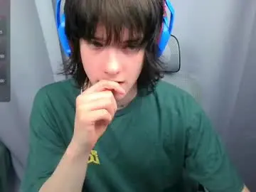 Chaturbate Watch Live Sex Cams of leonkissboy