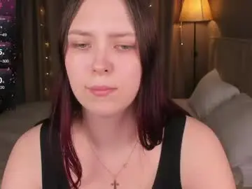 Chaturbate Live Porn of monica__queen