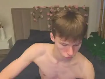 Chaturbate Best live sex cam show of cumte_boy