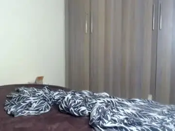 Chaturbate Live Sex of darkberry_bubble
