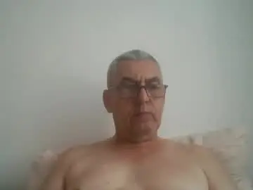 Chaturbate Live Sex Cam of gigi1970