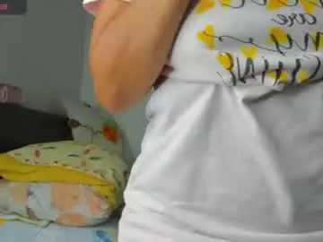 Chaturbate Best live sex cam show of keyla_milf