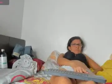 Chaturbate Live Porn of keyla_milf