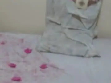 Chaturbate Free Live Porn of queen_ema