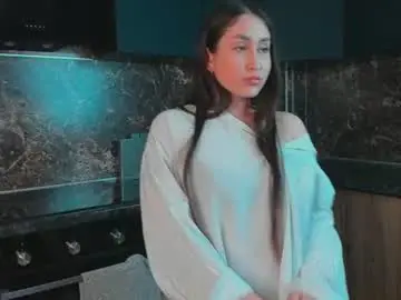 Chaturbate Live Sex of elyra_noir