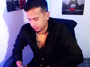 Chaturbate Nude Webcam of justin_melendez