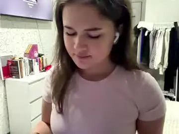 Chaturbate Sex Cam of peaachyvibe