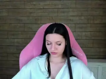 Chaturbate Live Sex Cam of aliceversal