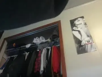 Chaturbate Live Porn of eggnog_and_booty