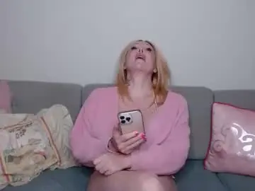Chaturbate Adult Webcam of officialtshousewife
