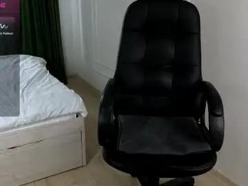 Chaturbate Live Sex Cam of roryreed