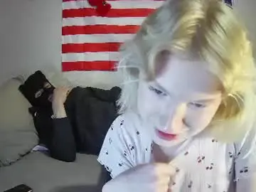 Chaturbate Adult Video Chat of soska_albinosk
