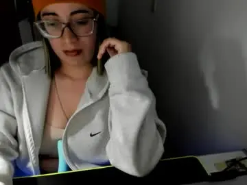 Chaturbate Free Live Porn of waningrosee
