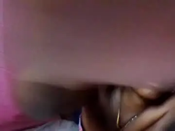 Chaturbate Free Porn Cam of hotskinny981