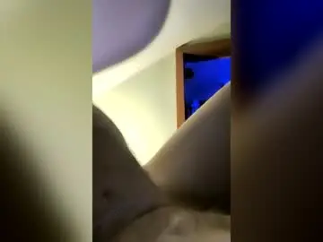 Chaturbate Watch Live Sex Cams of johnnyfourandahalf