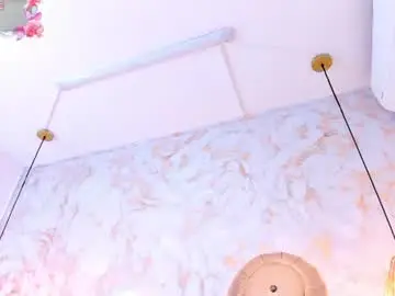 Chaturbate Adult Video Chat of ariannaruiz