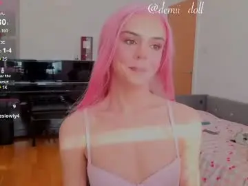 Chaturbate Nude Webcam of demii_doll