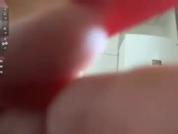 Chaturbate Live Sex Cam of idellwold