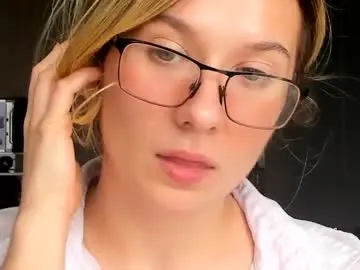 Chaturbate Sex Chat of lilith_lutherlow