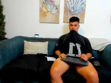 Chaturbate Live Sex of straight__friends