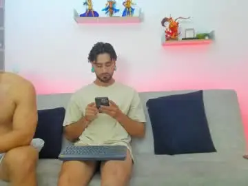 Chaturbate Watch Live Sex Cams of straight__friends