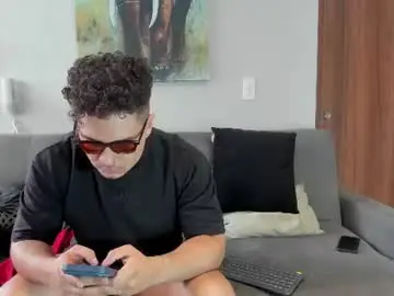 Chaturbate Adult Webcam of straight__friends
