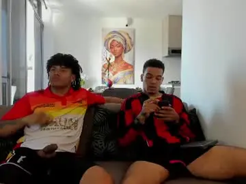 Chaturbate Live Sex of straight__friends