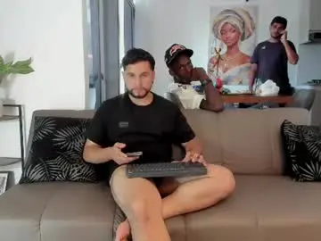 Chaturbate Sex Chat of straight__friends