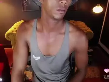 Chaturbate Sex Cam of athleticbig_cock