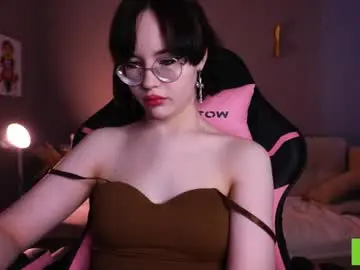 Chaturbate Live Sex Cam of cinacandy