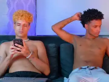 Chaturbate Live Sex Cam of extreme_boysxxx