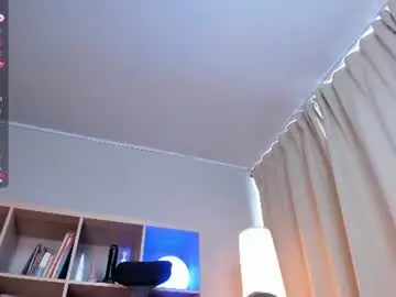 Chaturbate Free Live Porn of gia_demiee