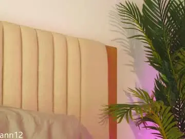 Chaturbate Best live sex cam show of valery_swan1