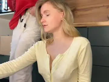 Chaturbate Adult Webcams of adele_nick2202