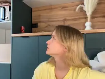 Chaturbate Free Porn Cam of adele_nick2202