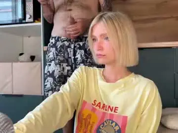 Chaturbate Watch Live Sex Cams of adele_nick2202