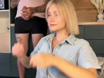 Chaturbate Free Live Porn of adele_nick2202