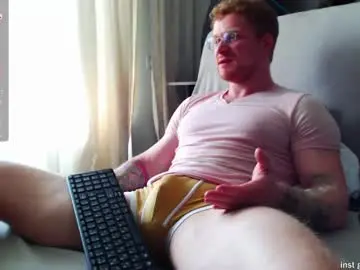 Chaturbate Live Sex of chris_boy37