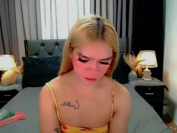 Chaturbate Adult Video Chat of crytastal_lust1212